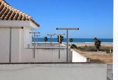 Conil A Pie De Playa Con Amplias Vistas Al Mar Apartment Conil De La Frontera Exterior photo